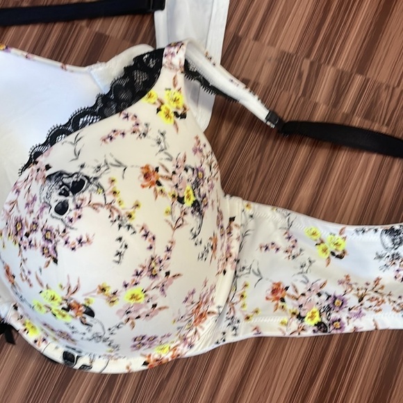 TORRID Curve NWOT Skull Bra Size 40DD - Picture 8 of 9